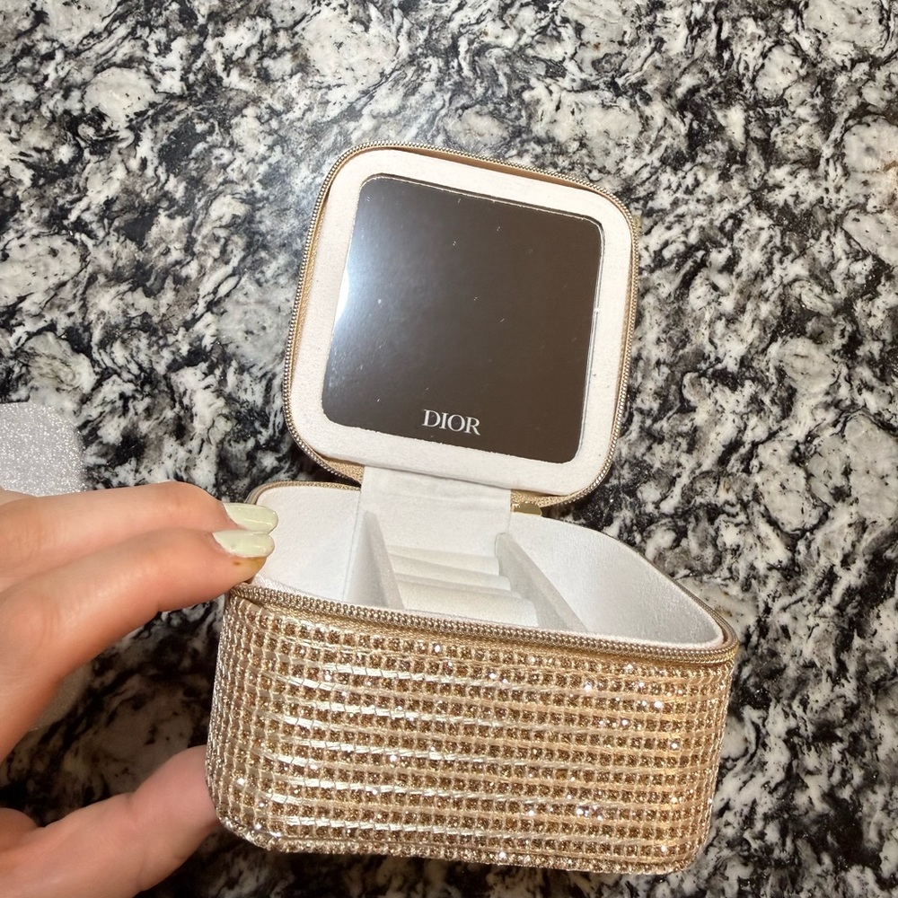 DIOR Cosmetic Bag, Jewelry Case & Mirror Set - Picture 7 of 10